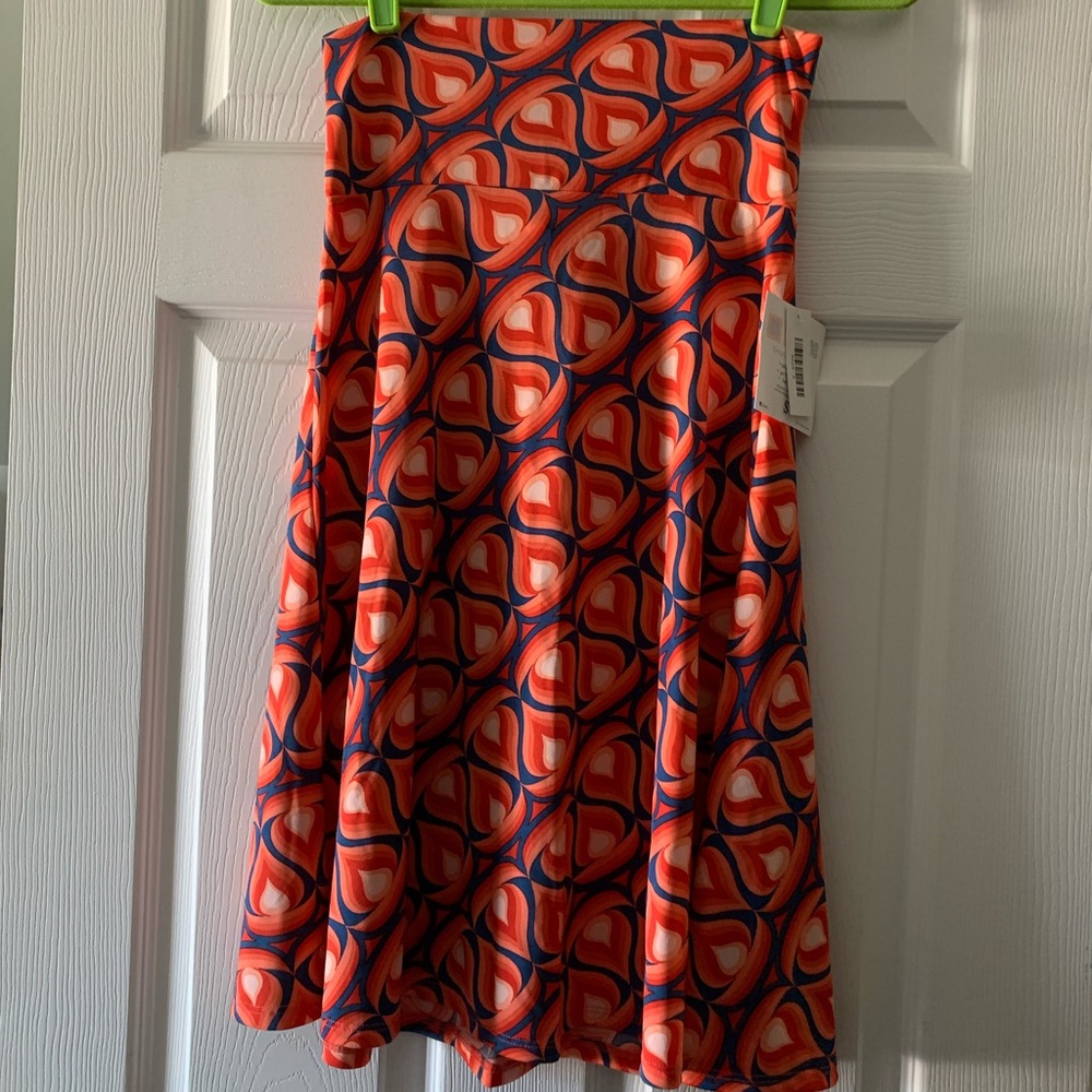 NWT S LuLaRoe Azure Skirt with Pattern